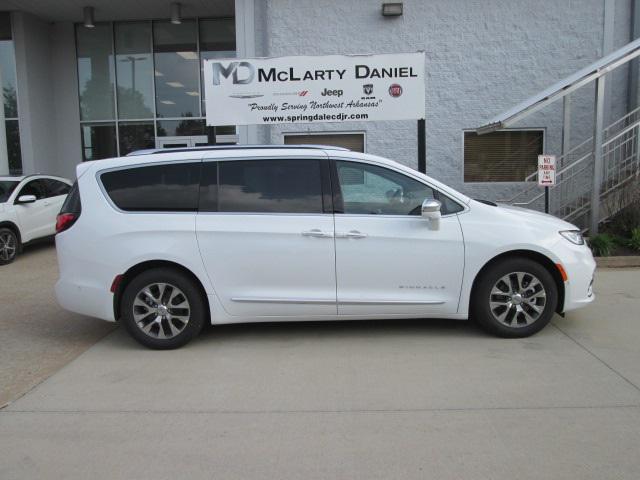 2024 Chrysler Pacifica Hybrid PACIFICA PLUG-IN HYBRID PINNACLE