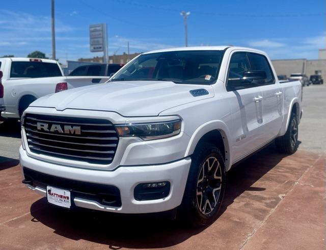 2025 RAM Ram 1500 RAM 1500 LARAMIE CREW CAB 4X4 57 BOX