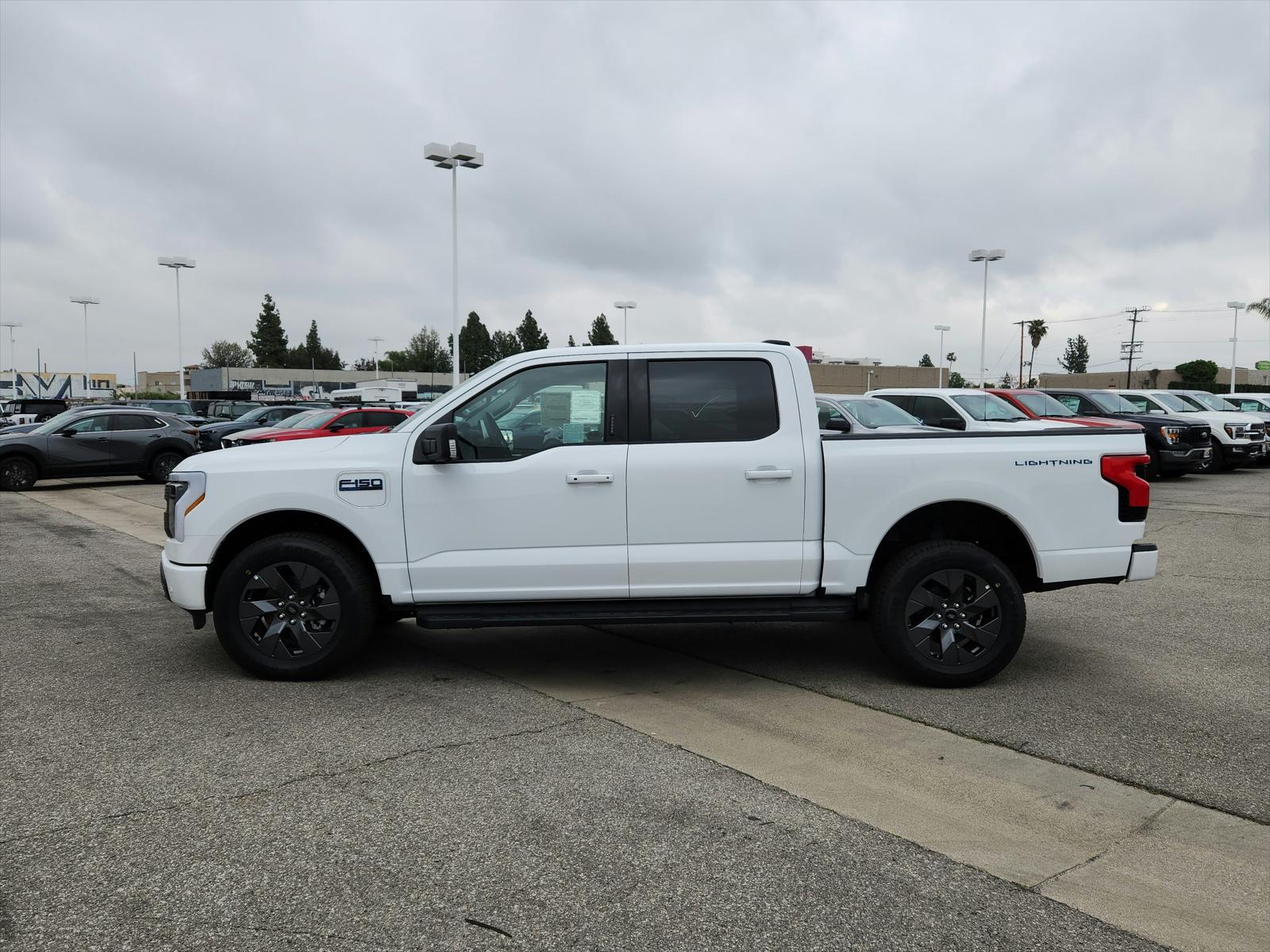 2024 Ford F-150 Lightning Flash