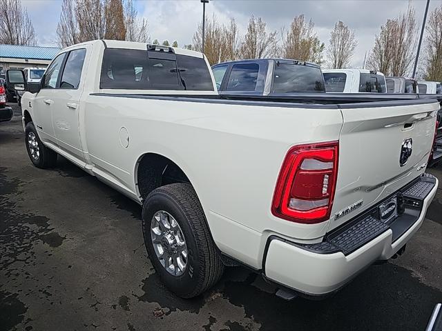 2024 RAM Ram 3500 RAM 3500 LARAMIE CREW CAB 4X4 8 BOX