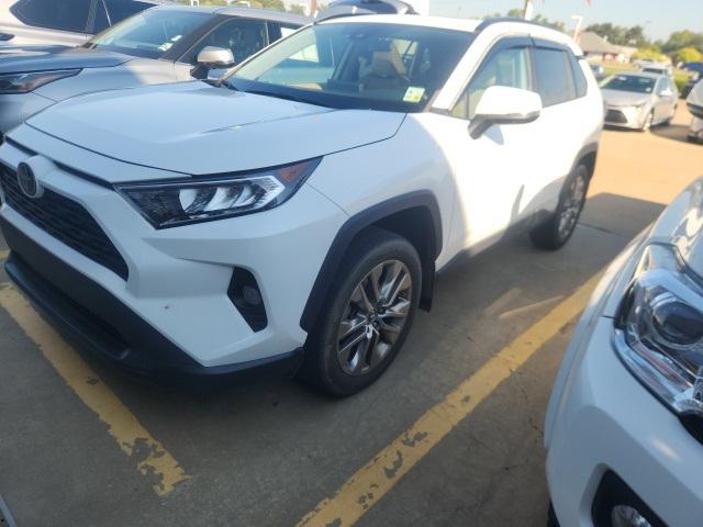 2019 Toyota RAV4 XLE Premium