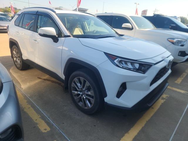 2019 Toyota RAV4 XLE Premium