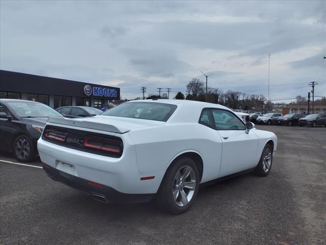 2021 Dodge Challenger SXT