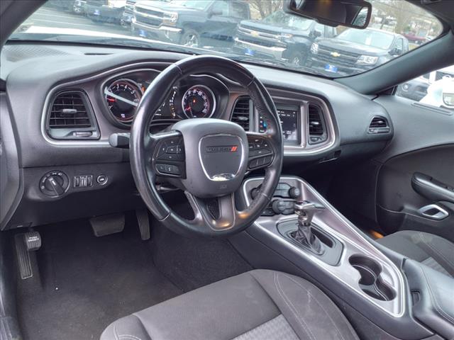 2021 Dodge Challenger SXT