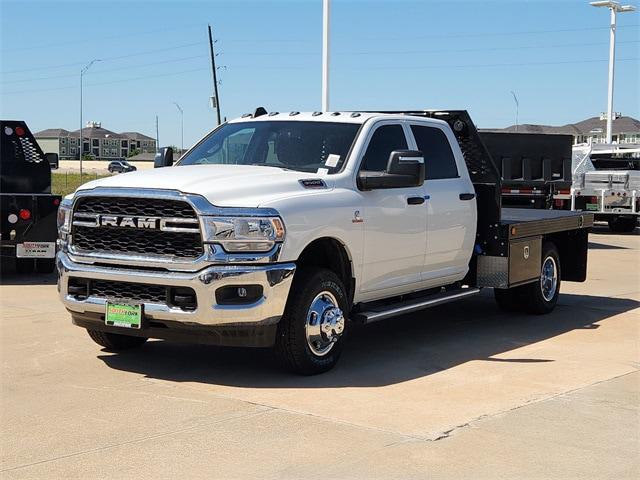 2024 RAM Ram 3500 Chassis Cab RAM 3500 TRADESMAN CREW CAB CHASSIS 4X4 60 CA