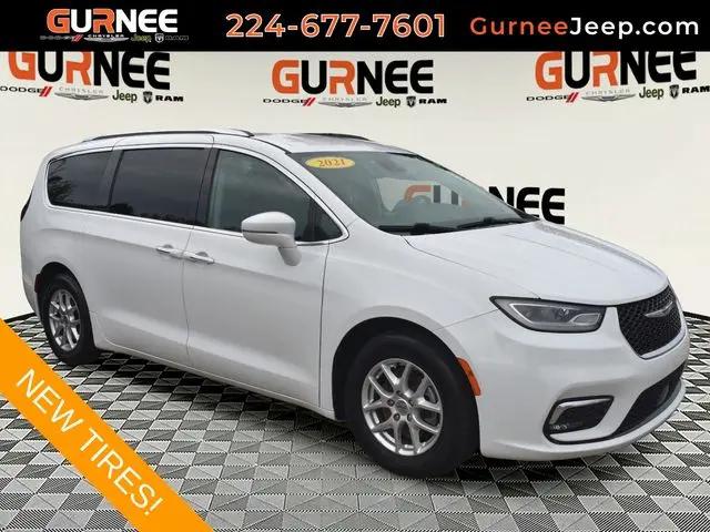 2021 Chrysler Pacifica Touring L for sale in Gurnee, IL