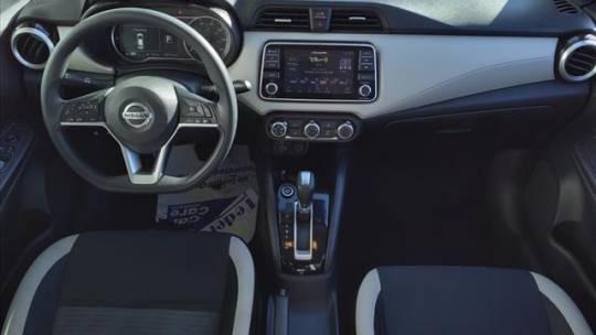 2021 Nissan Versa SV Xtronic CVT