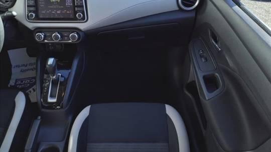 2021 Nissan Versa SV Xtronic CVT