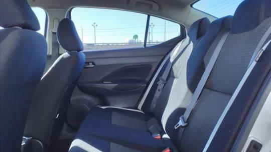 2021 Nissan Versa SV Xtronic CVT