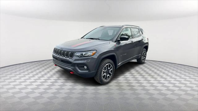 2024 Jeep Compass COMPASS TRAILHAWK 4X4