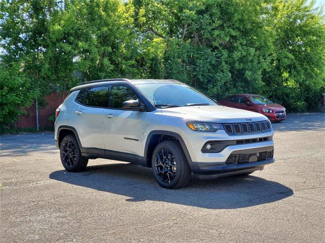 2024 Jeep Compass COMPASS LATITUDE 4X4