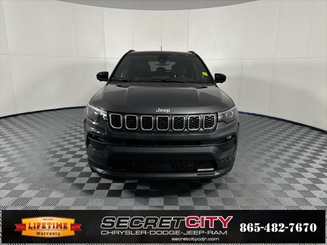 2024 Jeep Compass COMPASS LATITUDE LUX 4X4