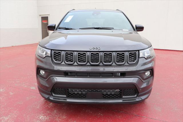 2024 Jeep Compass COMPASS LATITUDE 4X4