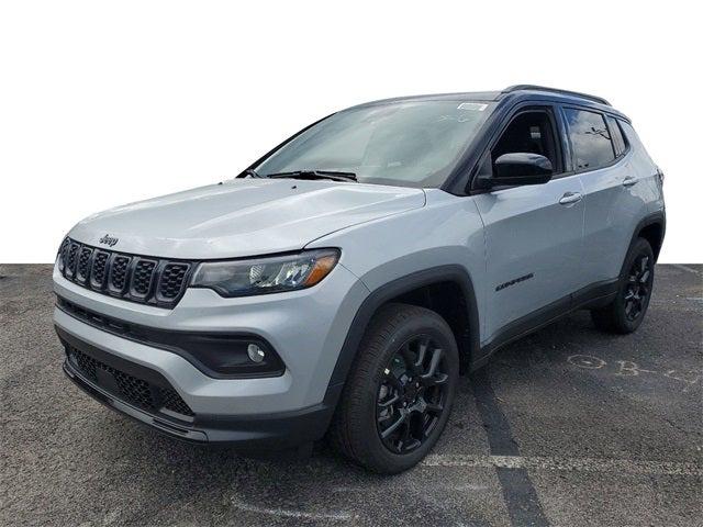 2024 Jeep Compass COMPASS LATITUDE 4X4