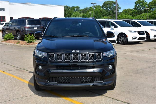 2024 Jeep Compass COMPASS LATITUDE 4X4