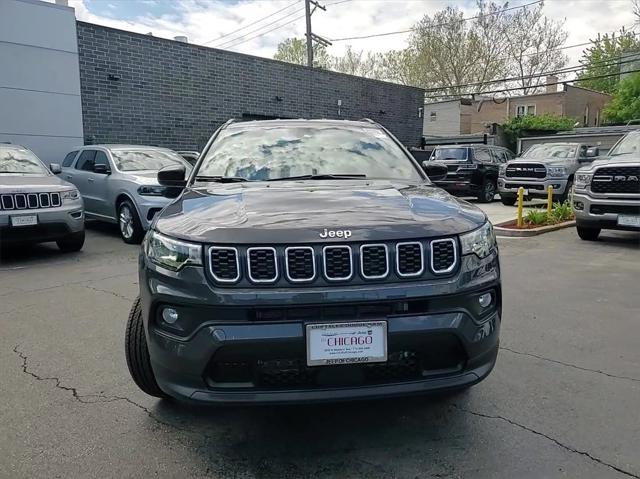 2024 Jeep Compass COMPASS LATITUDE LUX 4X4