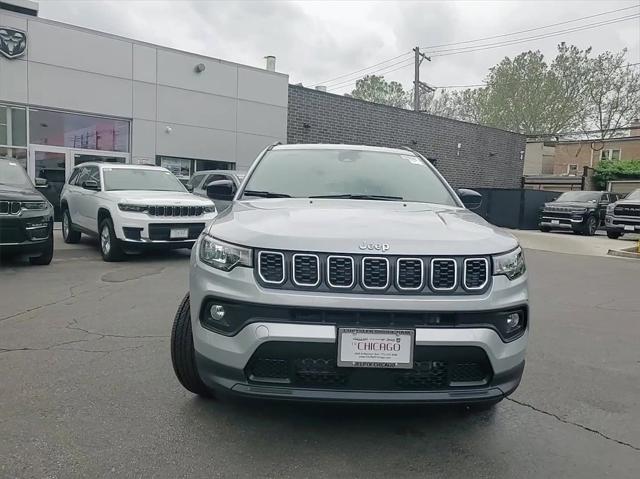 2024 Jeep Compass COMPASS LATITUDE LUX 4X4