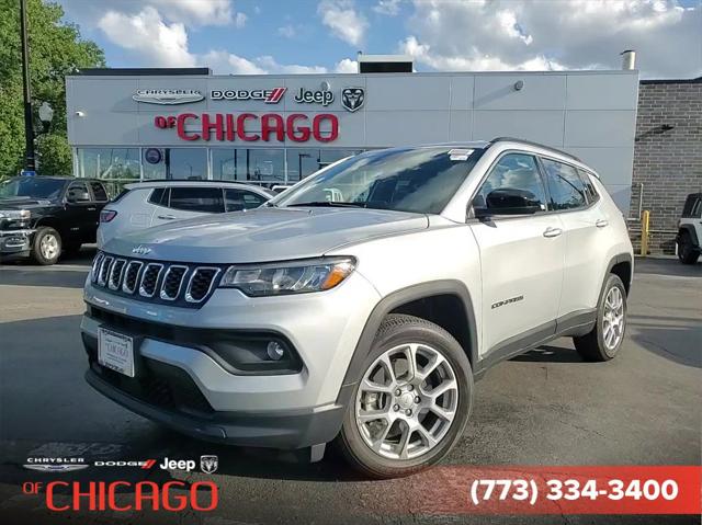 2024 Jeep Compass COMPASS LATITUDE LUX 4X4