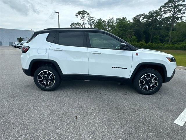 2024 Jeep Compass COMPASS TRAILHAWK 4X4