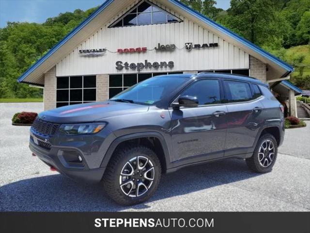 2024 Jeep Compass COMPASS TRAILHAWK 4X4