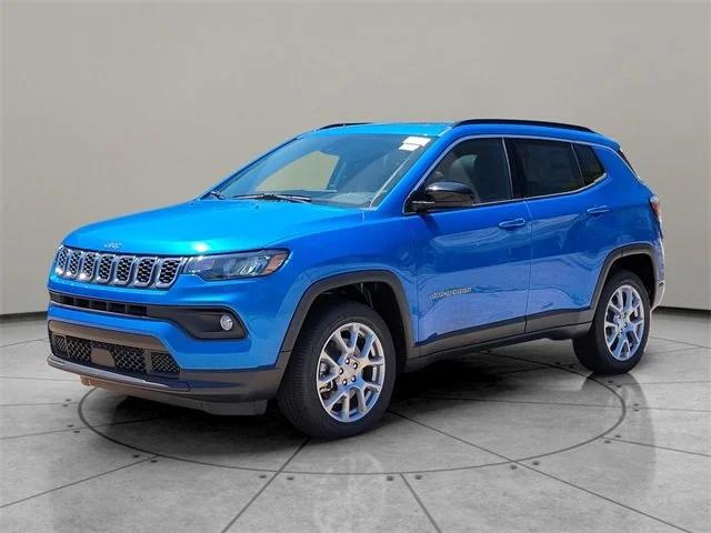 2024 Jeep Compass COMPASS LATITUDE LUX 4X4