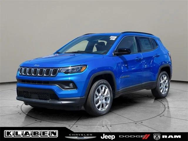 2024 Jeep Compass COMPASS LATITUDE LUX 4X4