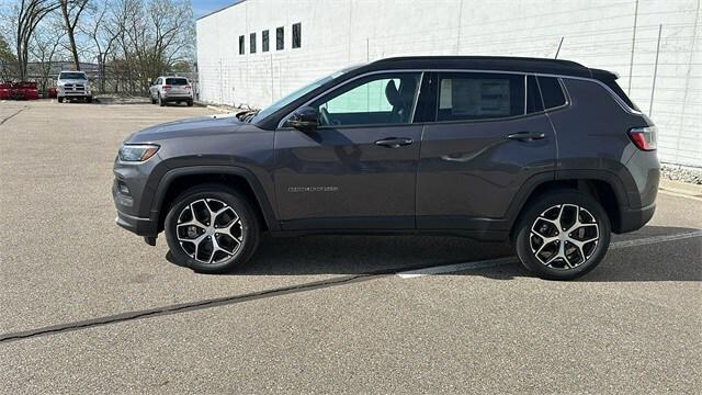 2024 Jeep Compass COMPASS LIMITED 4X4