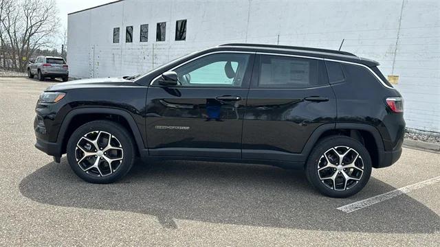 2024 Jeep Compass COMPASS LIMITED 4X4