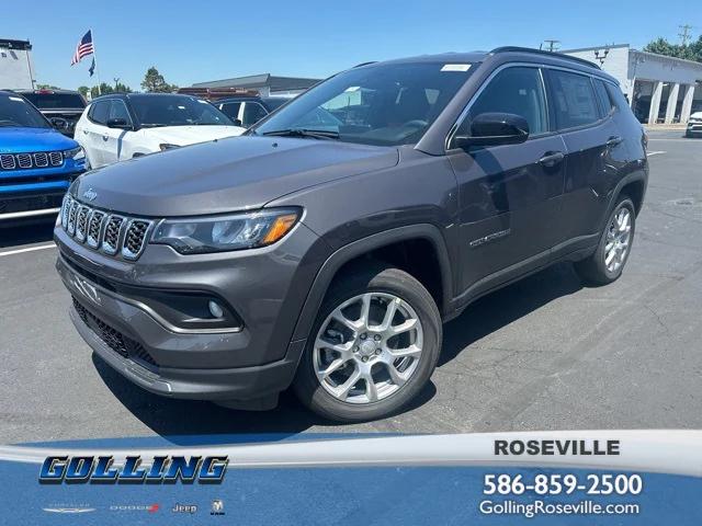 2024 Jeep Compass COMPASS LATITUDE LUX 4X4