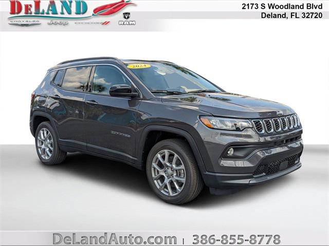 2024 Jeep Compass COMPASS LATITUDE LUX 4X4