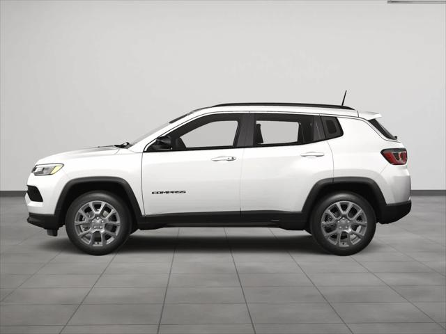 2024 Jeep Compass COMPASS LATITUDE LUX 4X4