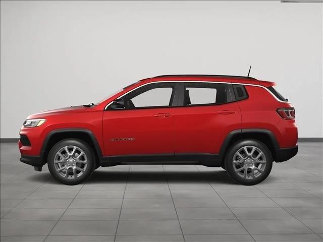 2024 Jeep Compass COMPASS LATITUDE LUX 4X4