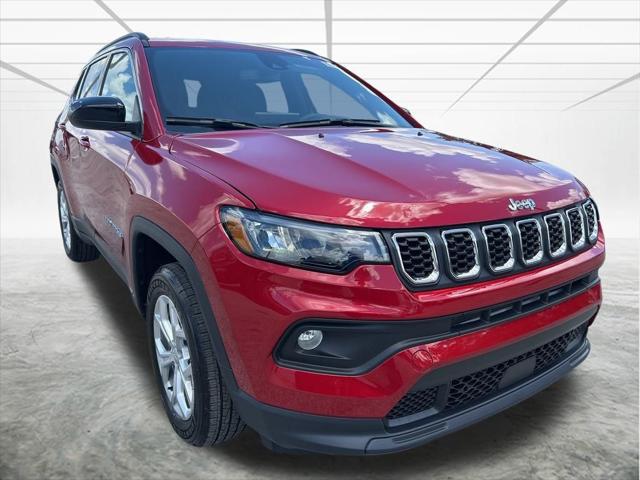 2024 Jeep Compass COMPASS LATITUDE 4X4