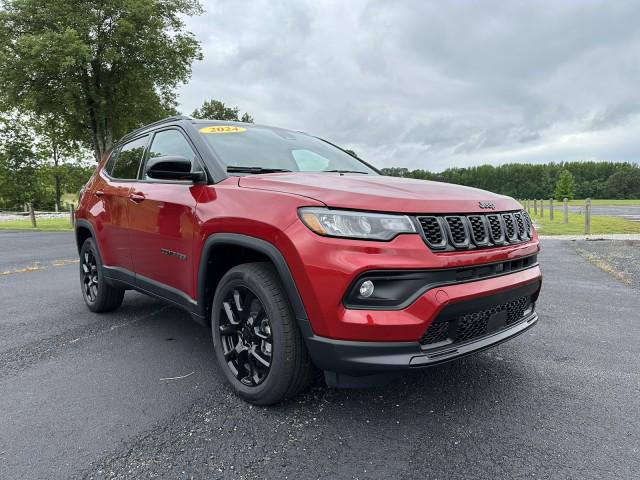 2024 Jeep Compass COMPASS LATITUDE 4X4