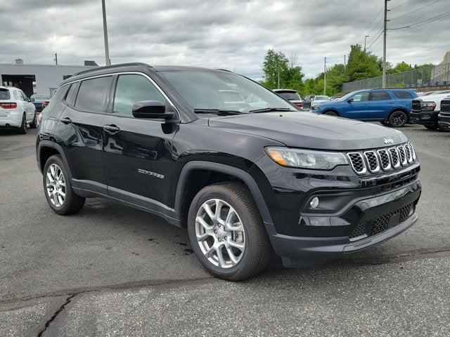 2024 Jeep Compass COMPASS LATITUDE LUX 4X4