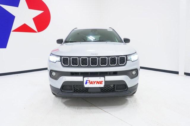 2024 Jeep Compass COMPASS LATITUDE LUX 4X4