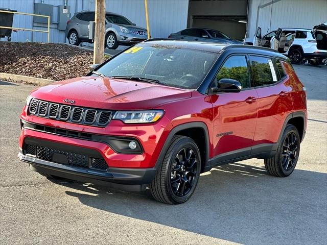 2024 Jeep Compass COMPASS LATITUDE 4X4