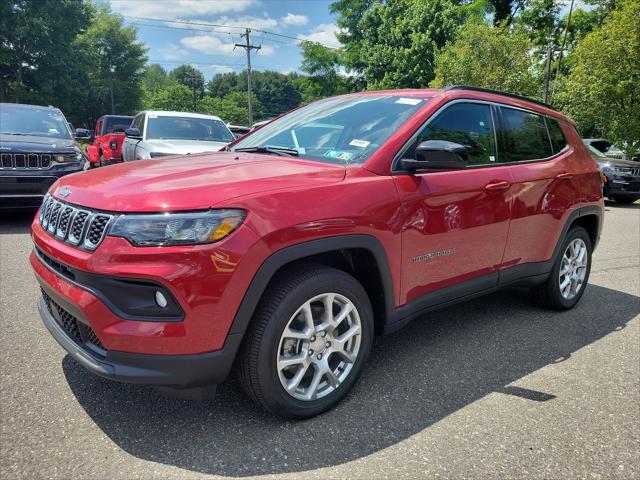 2024 Jeep Compass COMPASS LATITUDE LUX 4X4