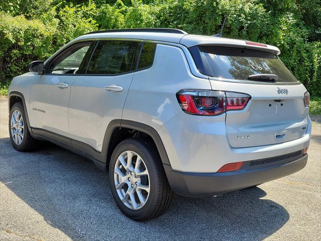 2024 Jeep Compass COMPASS LATITUDE LUX 4X4