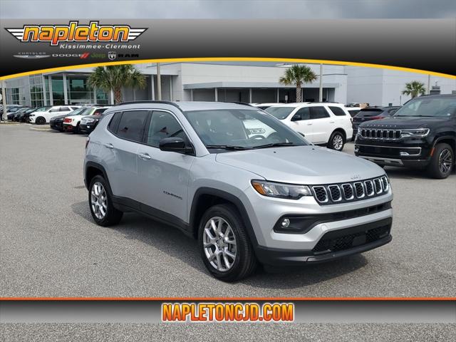 2024 Jeep Compass COMPASS LATITUDE LUX 4X4