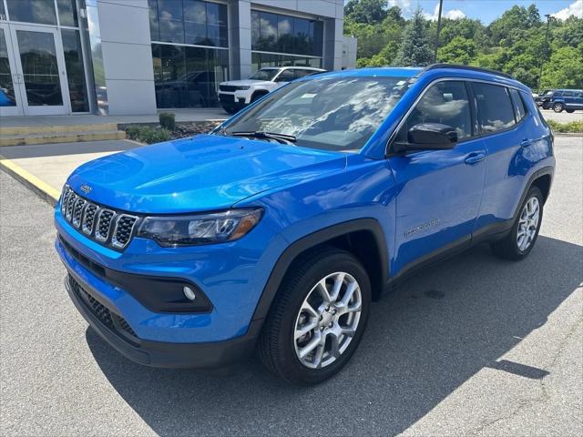 2024 Jeep Compass COMPASS LATITUDE LUX 4X4