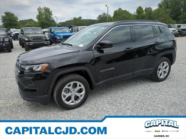 2024 Jeep Compass COMPASS LATITUDE 4X4