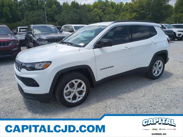 2024 Jeep Compass COMPASS LATITUDE 4X4