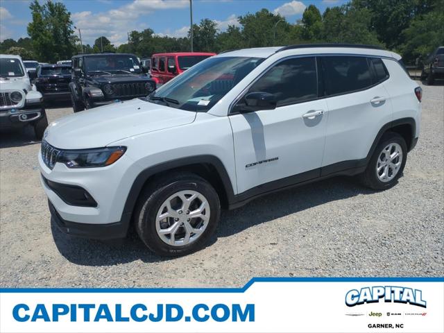 2024 Jeep Compass COMPASS LATITUDE 4X4