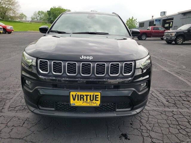 2024 Jeep Compass COMPASS LATITUDE LUX 4X4