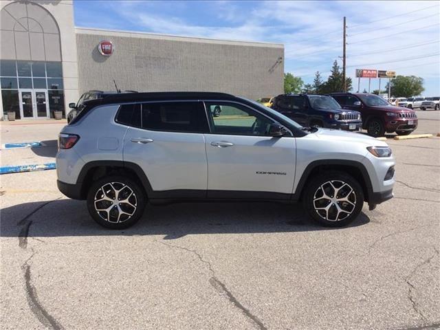 2024 Jeep Compass COMPASS LIMITED 4X4