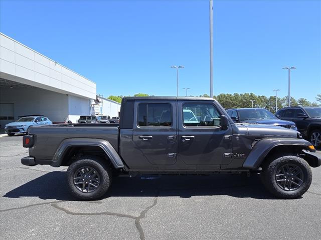 2024 Jeep Gladiator GLADIATOR SPORT S 4X4