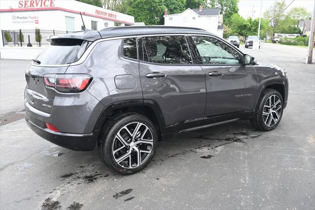 2024 Jeep Compass COMPASS LIMITED 4X4