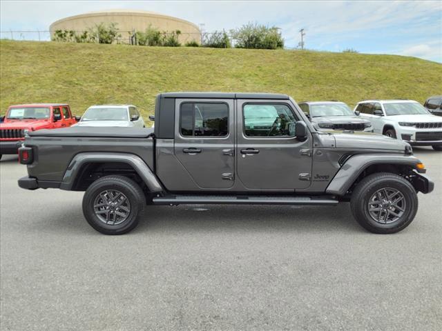 2024 Jeep Gladiator GLADIATOR SPORT S 4X4