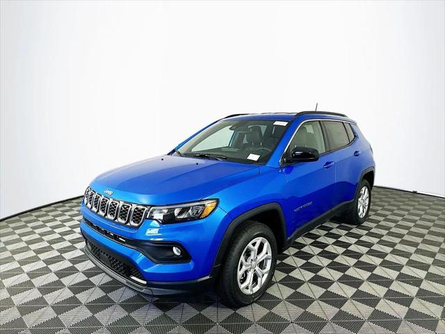 2024 Jeep Compass COMPASS LATITUDE 4X4